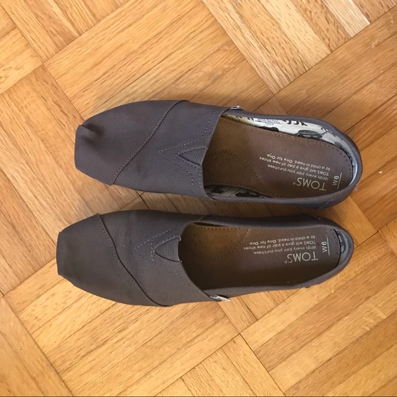 Toms Grey Slip On Flats